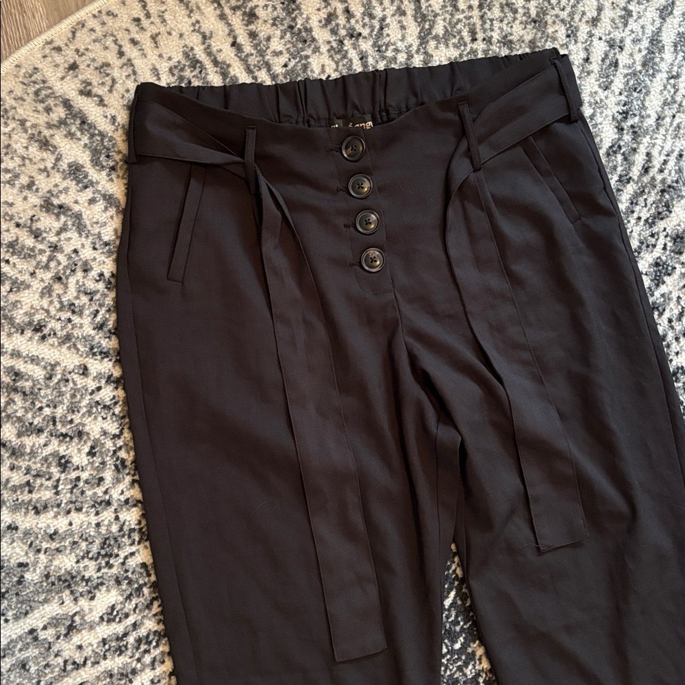 Womenโs Black trousers, Sz XL